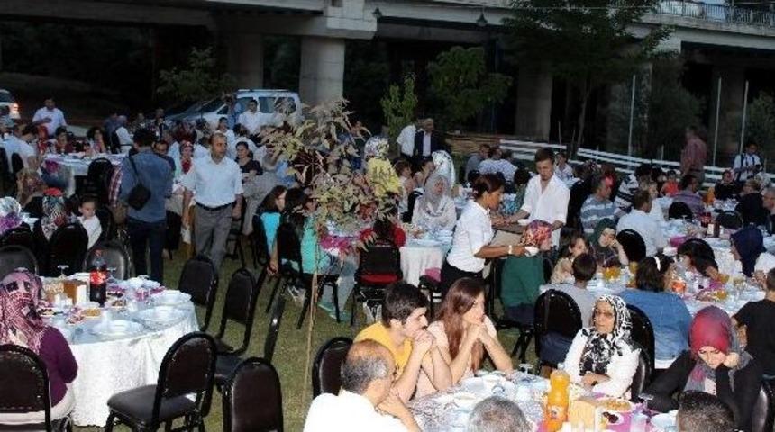 Bartın&rsquo;da &lsquo;kardeşlik İftarı&rsquo; D&uuml;zenlendi