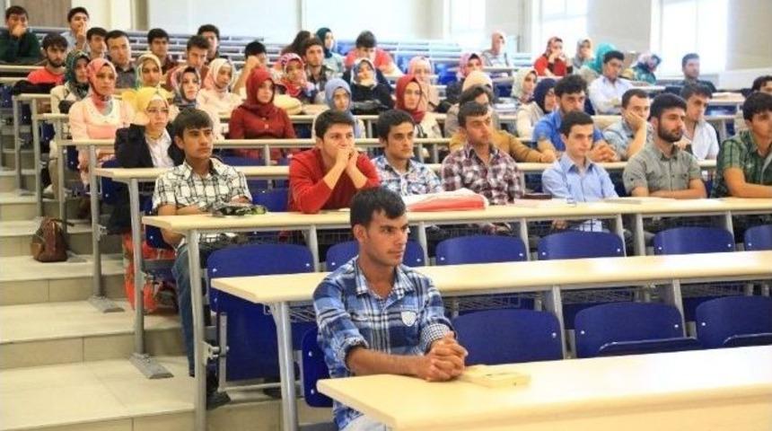 Aksaray'da İslami İlimler Fak&uuml;ltesi 220 &Ouml;ğrenci Alacak