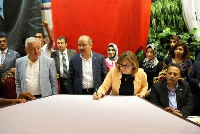 Ak Partililer Şahin’in İftarında Buluştu 1