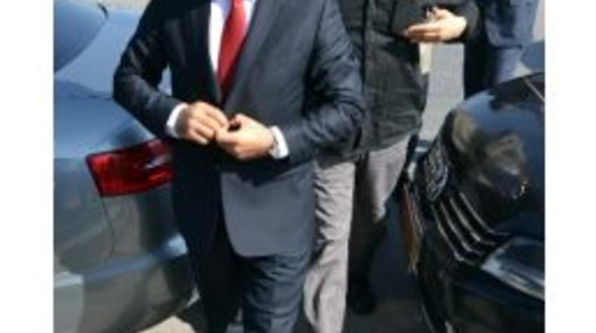 Hdp Eş Genel Başkanı Ve Cumhurbaşkanı Adayı Selahattin Demirtaş: