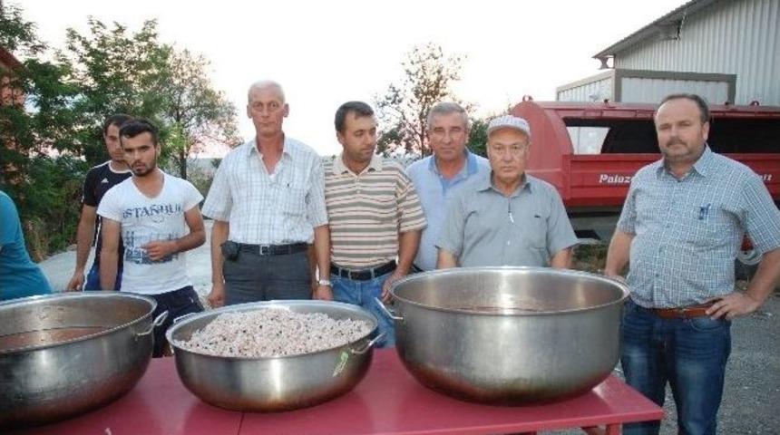 Malkara Alaybey Mahallesinde Toplu İftar Yemeği Verildi