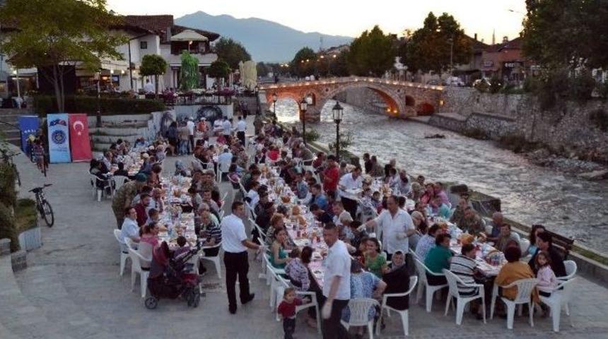 Kosova T&uuml;rk Temsil Heyeti Başkanlığı'ndan İftar
