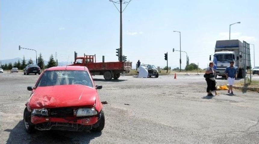 Seydişehir&rsquo;de Trafik Kazası: 4 Yaralı