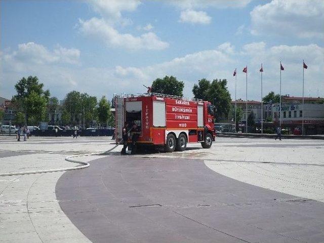 Kent Meydanı Başbakana Hazırlanıyor 2