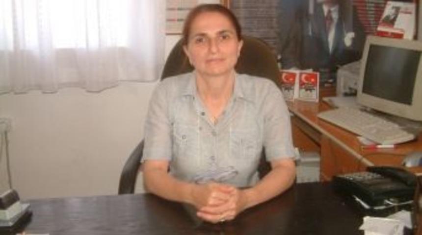 Burhaniye&rsquo;nin Tek Bayan Muhtarı