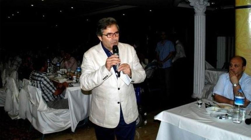 Bandırma Belediyesi Engelli Vatandaşlar İftar Yemeği Verdi