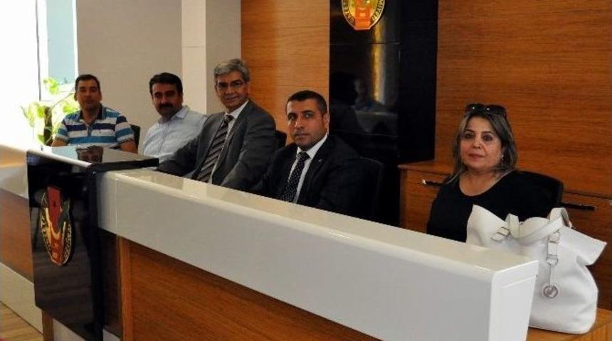 Muhalefet, İhsanoğlu&rsquo;na Destek İ&ccedil;in Toplandı