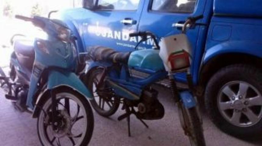 Erdek'te Motosikletler Kontrol Altında