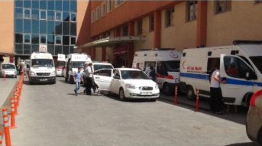 Batman&rsquo;da Kavga: 11 Yaralı