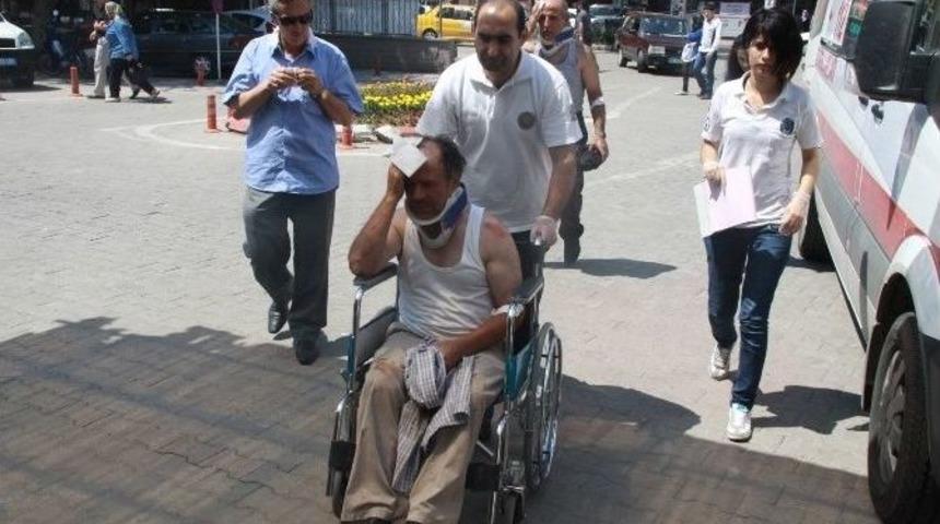 Otomobil Bariyerlere &Ccedil;arpıp Takla Attı: 4 Yaralı