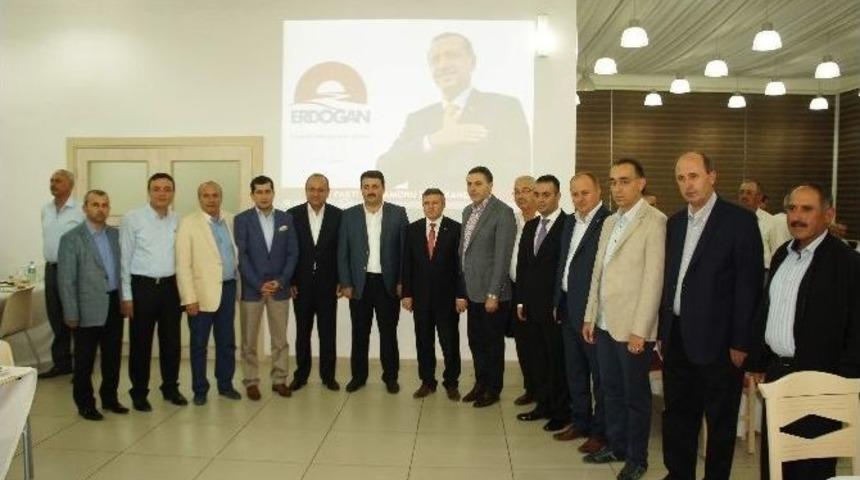 Ak Parti, Kastamonu&rsquo;da İftar Verdi