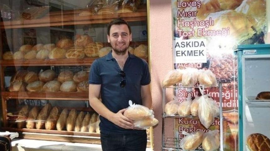 Ayvalık&rsquo;ta Askı&rsquo;da Ekmek Ve Pide Uygulaması