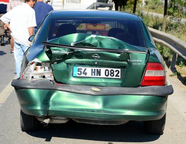 Sakarya'da Trafik Kazası: 1 Yaralı