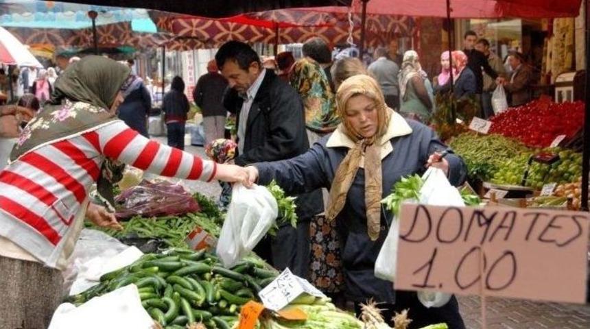 Uşak&rsquo;taki Pazar Yerlerinde Değişim Başlıyor