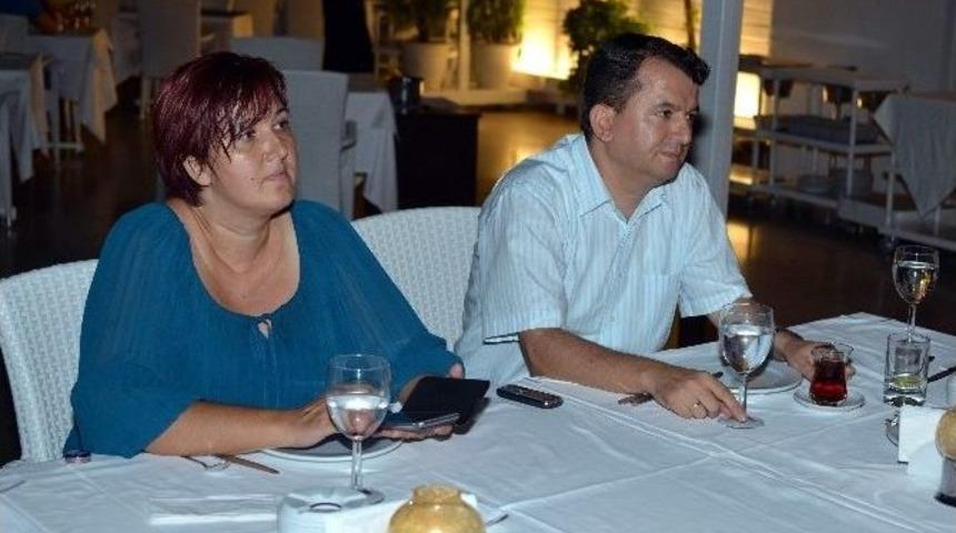 Vali &Ouml;zt&uuml;rk&rsquo;ten Jandarma Komutanı Tanrıverdi&rsquo;ye Veda Yemeği