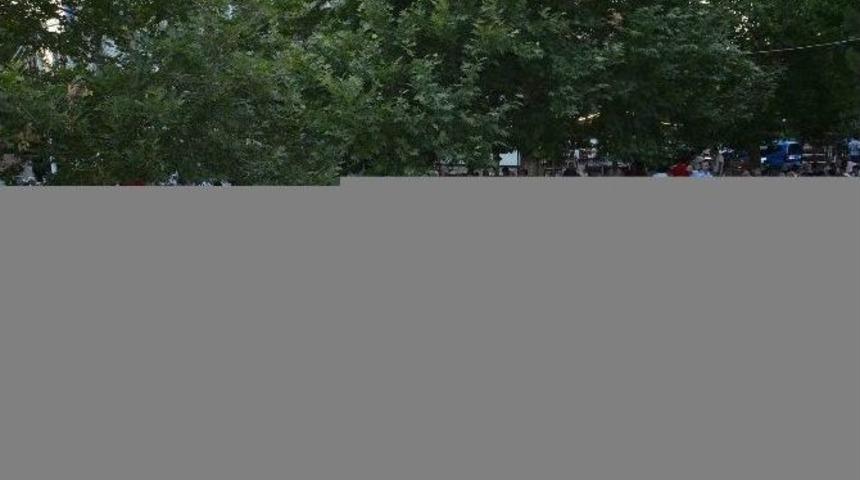 Yeşilyurt Belediyesi G&uuml;nd&uuml;zbey&rsquo;de Bin 500 Kişiye İftar Verdi