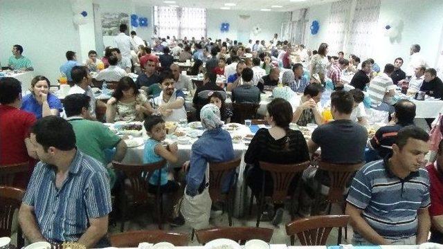 Başhekim S&ouml;nmez&rsquo;den Personeline İftar Yemeği 1