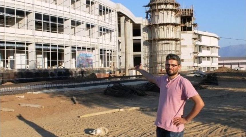 &Ouml;demiş&rsquo;in Yeni Hastane İnşaatı Durdu