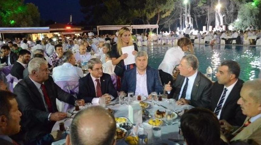 Esnaf Odaları Birliğinden İftar