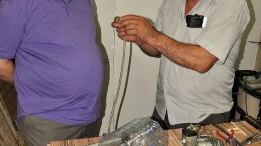 (&ouml;zel Haber) &Uuml;rettiği Motorla İlgi Odağı Oldu