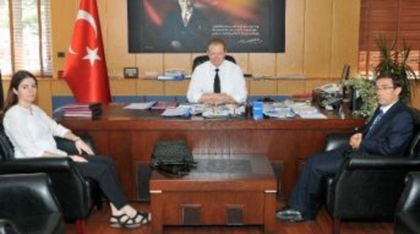 Kelebek G&ouml;zlemcisi Yal&ccedil;ın&rsquo;dan Vali Yavuz&rsquo;a Ziyaret