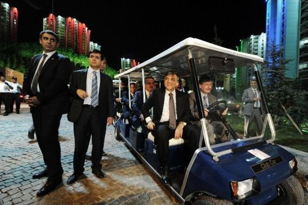 Cumhurbaşkanı G&uuml;l Kuzey Yıldızı&rsquo;nı Gezdi