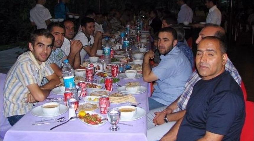 Tes-iş &Uuml;yeleri İftarda Buluşturdu