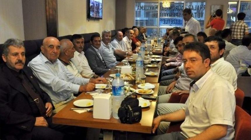 Ak Parti Merkez İl&ccedil;e Teşkilatı İftar'da Buluştu