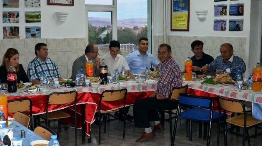 B&uuml;nyan Protokol&uuml; Askerlerle Biraraya Geldi