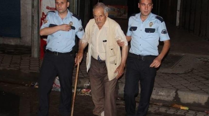 90&rsquo;lık &Ccedil;iftin Kavgası Polisi Ayağa Kaldırdı