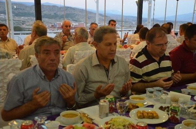 Tosya Protokol&uuml; İftarda Buluştu 1