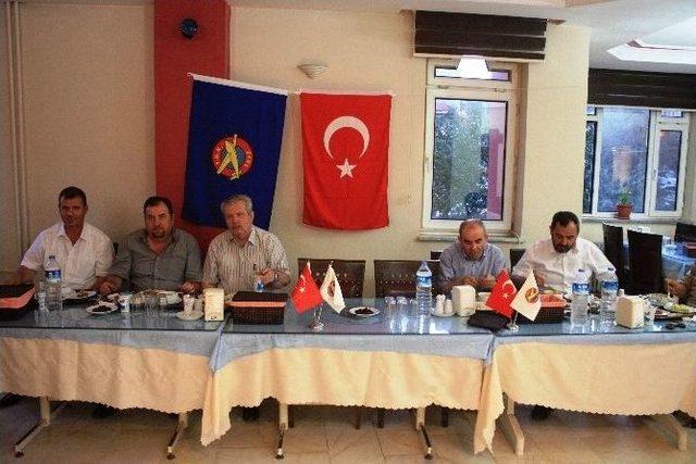 Malkara Türk Hava Kurumu İftar Yemeği Düzenledi