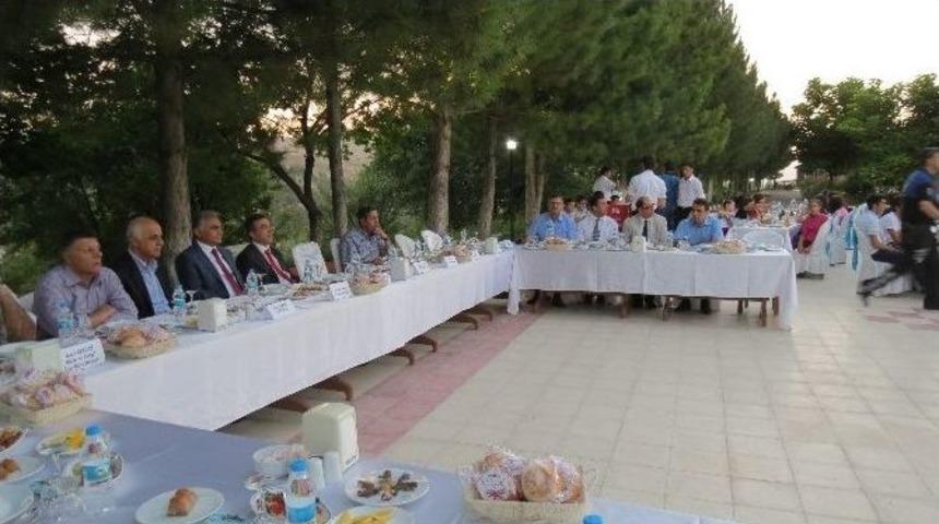 Malatya Emniyetinden &Ccedil;ocuklara İftar