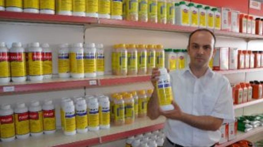 Bah&ccedil;elerdeki Yabancı Otlara Dikkat