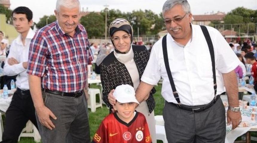 Meram Belediyesi&rsquo;nden Yetim &Ccedil;ocuklara İftar