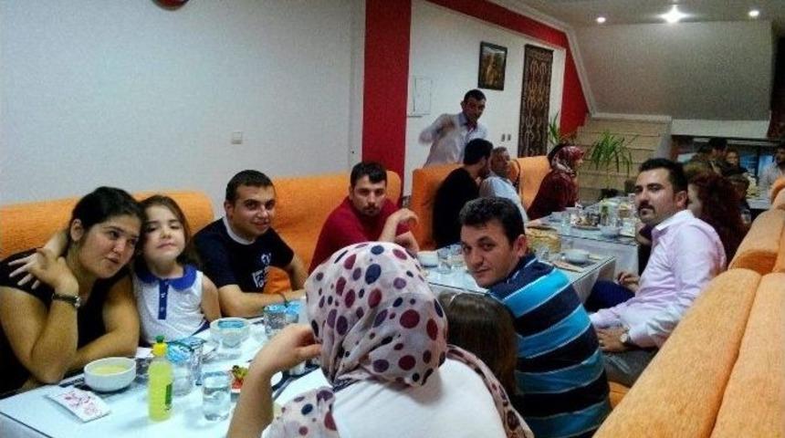 &Uuml;lk&uuml;c&uuml; İş&ccedil;iler İftarda Buluştu