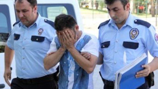 Çalıştığı İşyerinden Tencere Kaşık Çalıp Sattı