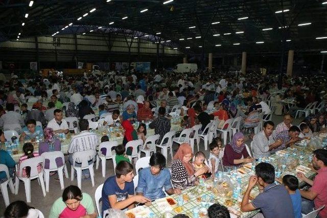 Başkan Zolan Fatih Mahallesi’nde İftar Yaptı