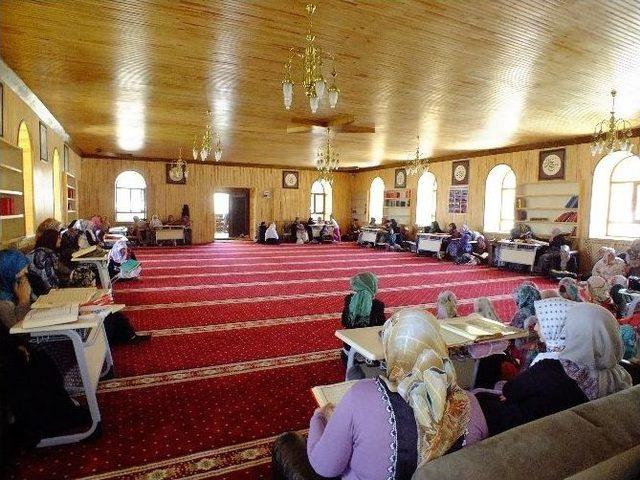 İl M&uuml;ft&uuml;l&uuml;ğ&uuml;&rsquo;nden Mukabele Programları 1