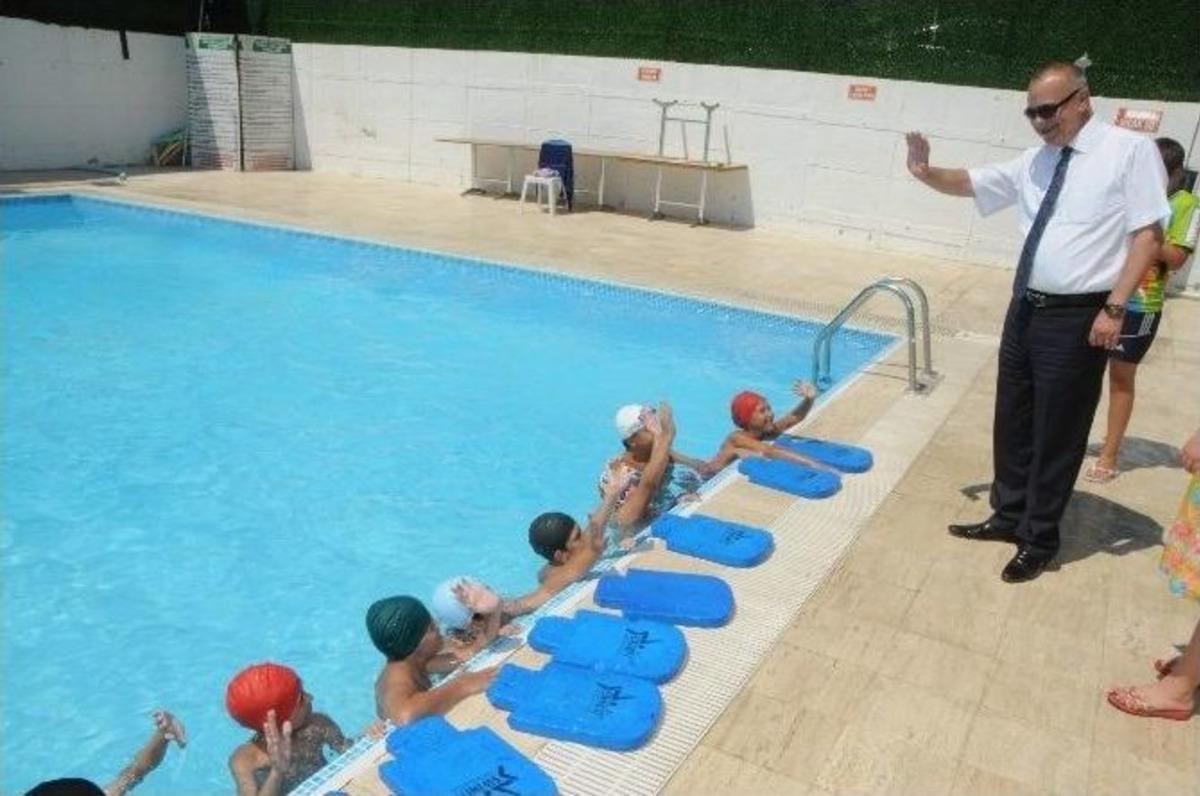 Yaz Okullarından Başkan Erg&uuml;n&rsquo;e B&uuml;y&uuml;k İlgi