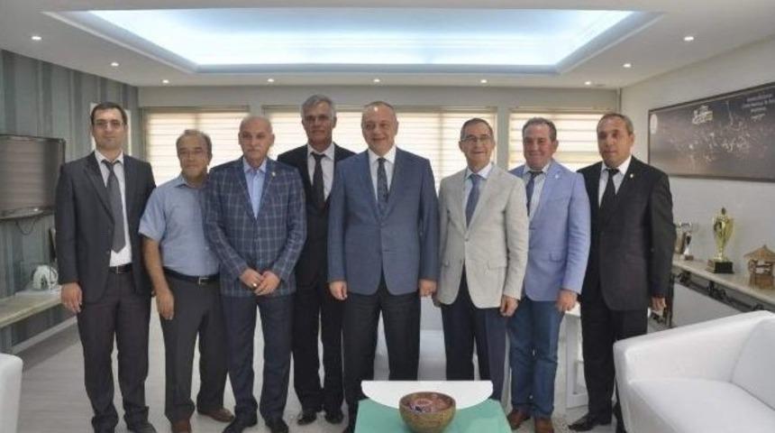 Başkan Erg&uuml;n Mesob Y&ouml;netimini Ağırladı
