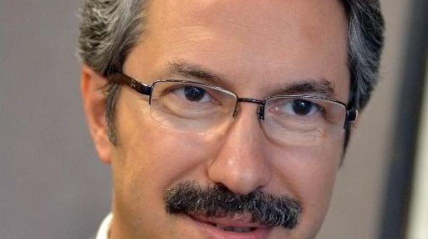 Ak Partili &Uuml;nal&rsquo;ın Almanya&rsquo;da Y&uuml;r&uuml;tt&uuml;ğ&uuml; Se&ccedil;im &Ccedil;alışmaları
