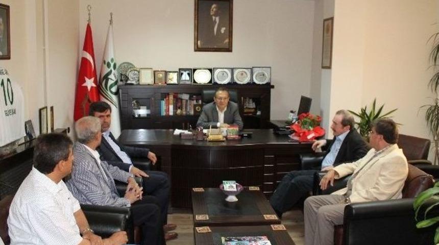 Başkan Uğur, Kepsut&rsquo;ta Sorunları Dinledi