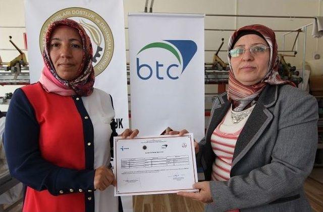 Ehram Dokumayı &Ouml;ğrendi, Sertifikalarını Aldılar 2