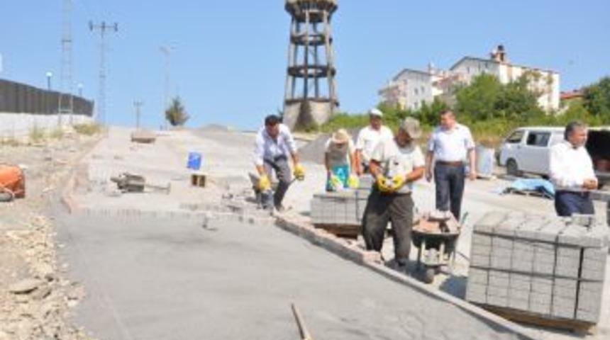 Tepeköy Mahallesinde yol çalışması devam ediyor