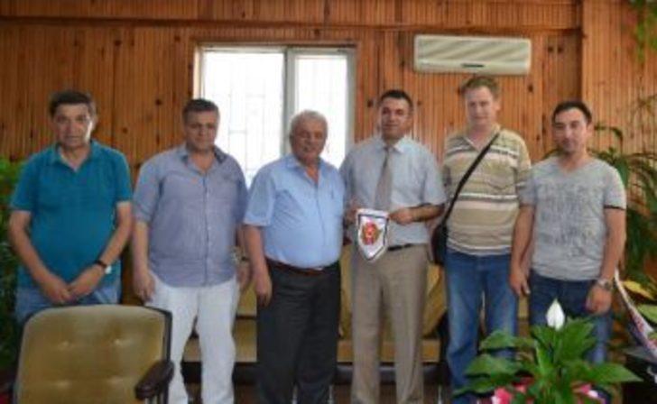 EGD Türk Metal Sendikasını ve vergi dairesini ziyaret etti