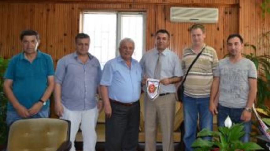 EGD T&uuml;rk Metal Sendikasını ve vergi dairesini ziyaret etti