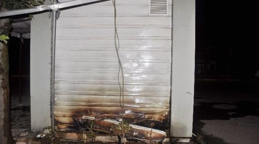 Ekmek B&uuml;fesini Kundakladılar