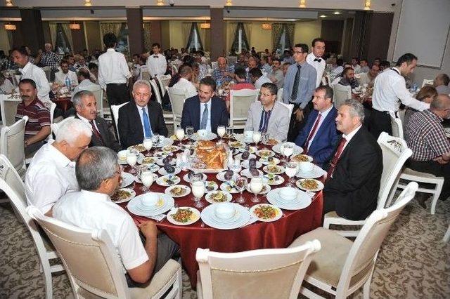 Altındağ Belediyesi İftarda Siteler Esnafını Ağırladı 1