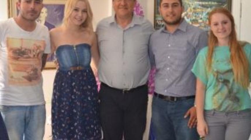 Chp'li Gen&ccedil;ler Başkan Tosun'la Buluştu